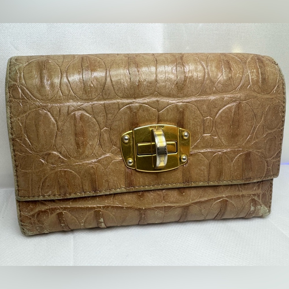 Miu Miu Wallet Zip Pocket Turn Lock RARE Vintage Miu Miu Crocodile Embossed - Picture 14 of 15
